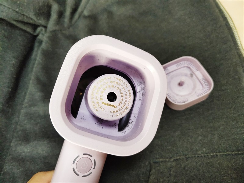 大宇毛球修剪器：衣物唤新，靓丽出行