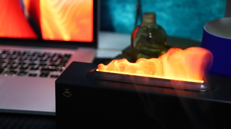 精致生活单品 鲸醒拾音火焰壁炉香薰机