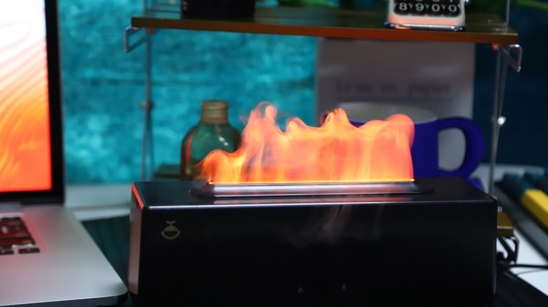 精致生活单品 鲸醒拾音火焰壁炉香薰机