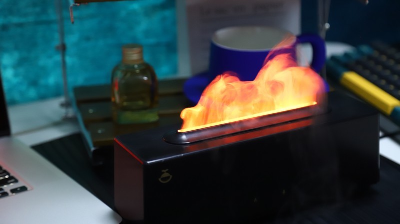 精致生活单品 鲸醒拾音火焰壁炉香薰机