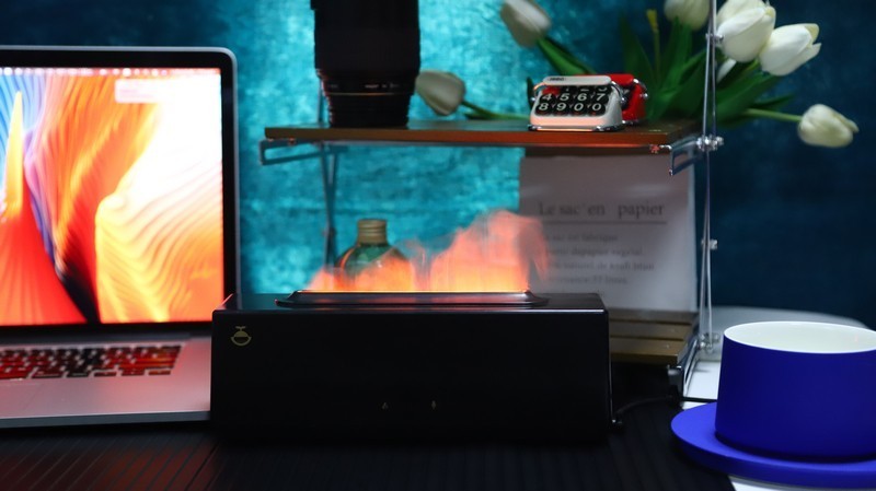 精致生活单品 鲸醒拾音火焰壁炉香薰机