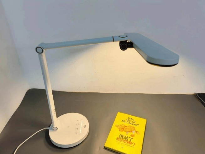 台灯哪个牌子好？学生专用台灯第一品牌推荐