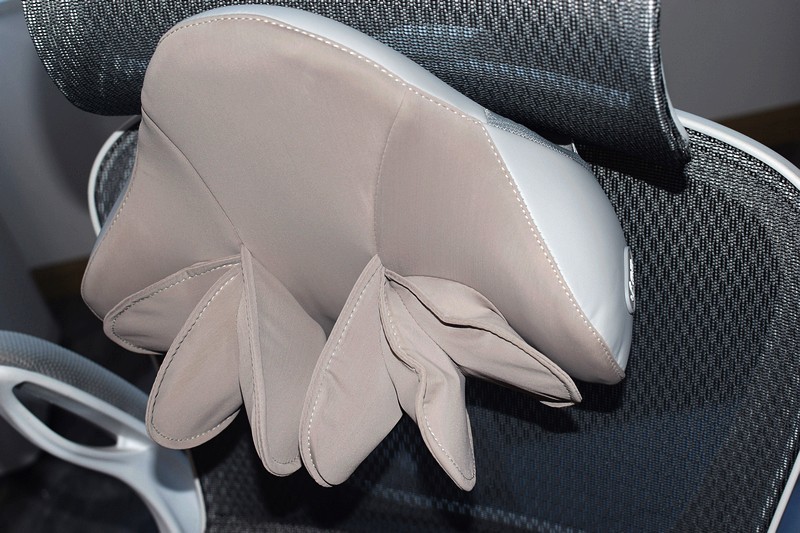 下班回家一定要用上它！乐范云朵揉捏按摩枕