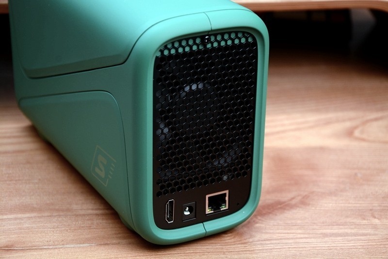 要什么视频会员，要什么网盘，一个极空间Z2S家庭NAS就能搞定