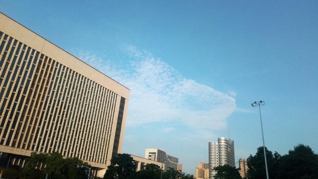 乐视Y2 Pro：国产芯+国产HMS，或许是国产至强百元机