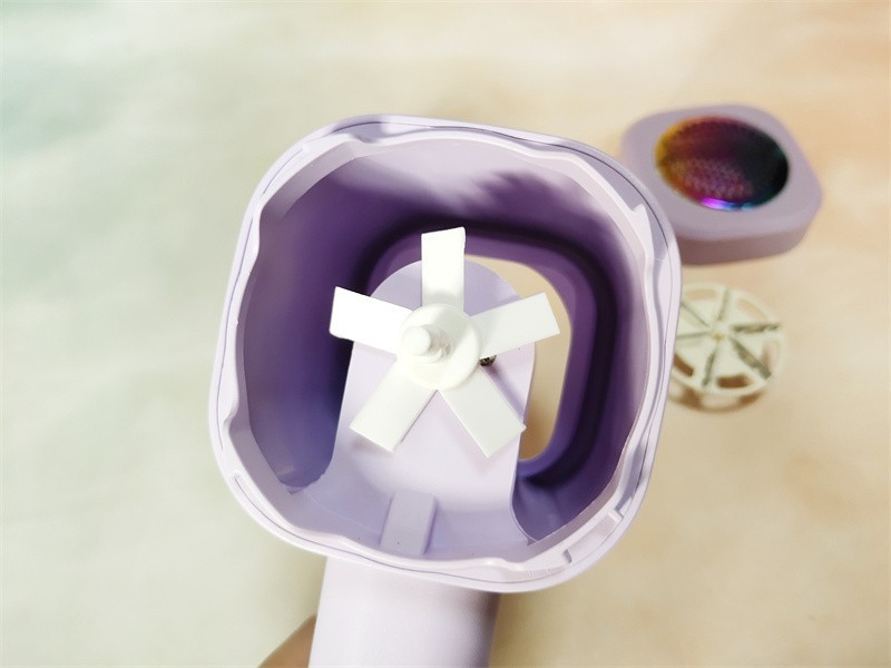 大宇毛球修剪器：衣物唤新，靓丽出行