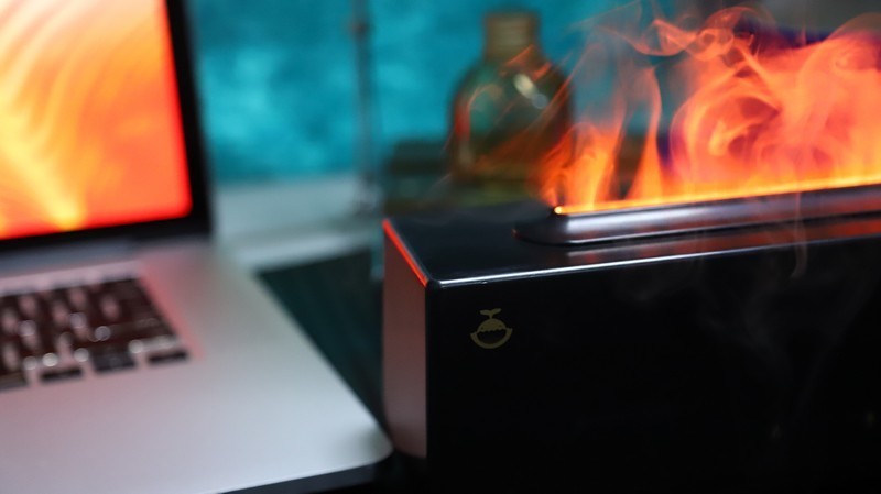 精致生活单品 鲸醒拾音火焰壁炉香薰机