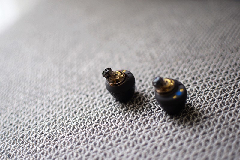 亮瞎我眼 SOUNDPEATS Engine4无线蓝牙耳机