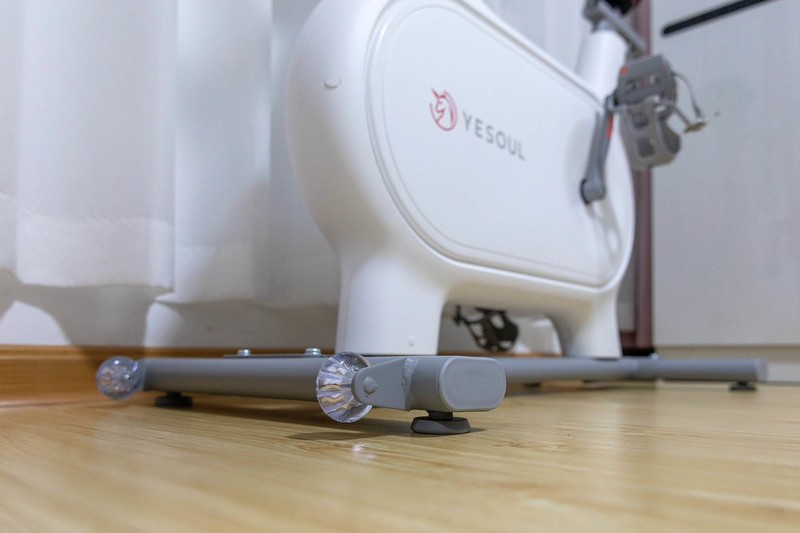 野小兽小白驹速燃单车，让小户型也能变健身房