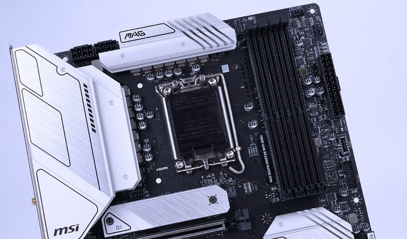 不玩灯也能很靓仔，国产新锐ALmordor 莫邪机箱+12400F+3070装机分享