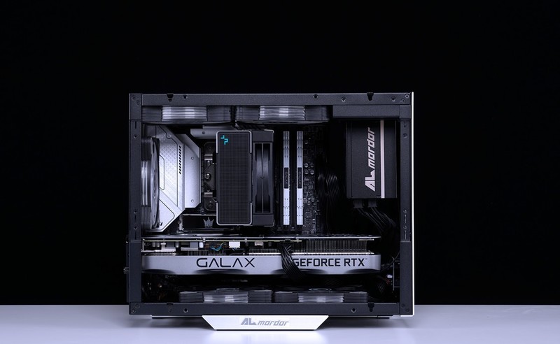 不玩灯也能很靓仔，国产新锐ALmordor 莫邪机箱+12400F+3070装机分享