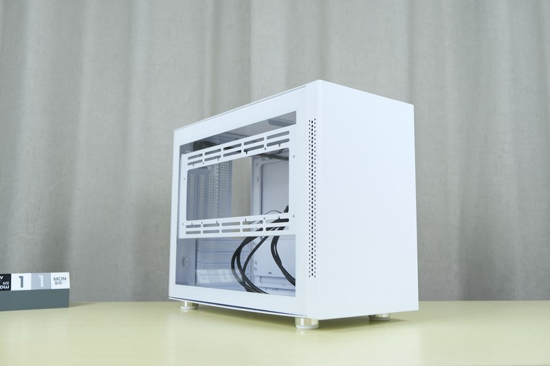 好看又好装的纯白小机箱：先马 趣造I'm 雪装豪华版 装机体验