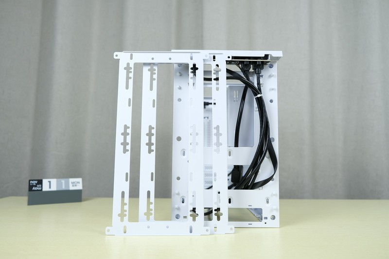 好看又好装的纯白小机箱：先马 趣造I'm 雪装豪华版 装机体验