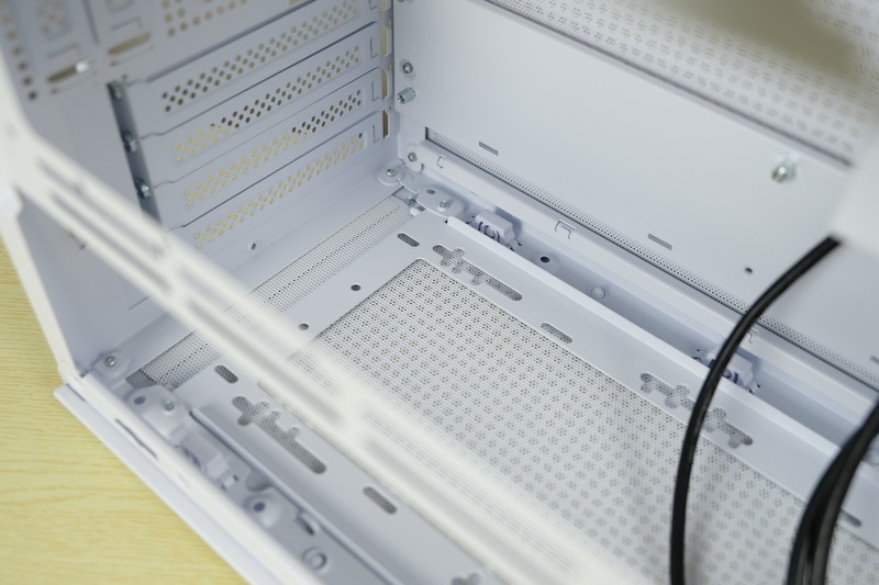 好看又好装的纯白小机箱：先马 趣造I'm 雪装豪华版 装机体验