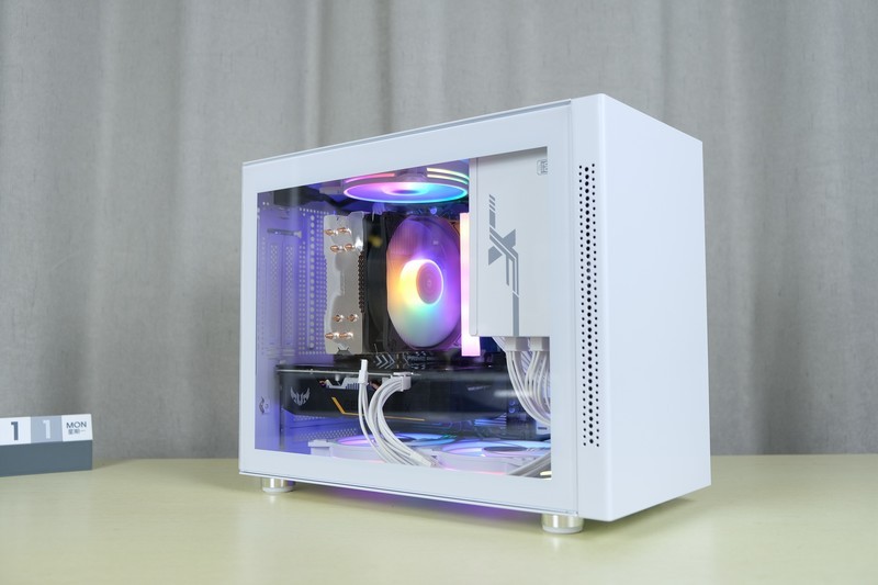 好看又好装的纯白小机箱：先马 趣造I'm 雪装豪华版 装机体验