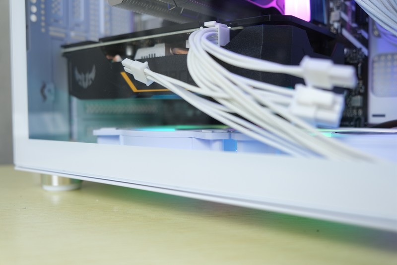 好看又好装的纯白小机箱：先马 趣造I'm 雪装豪华版 装机体验