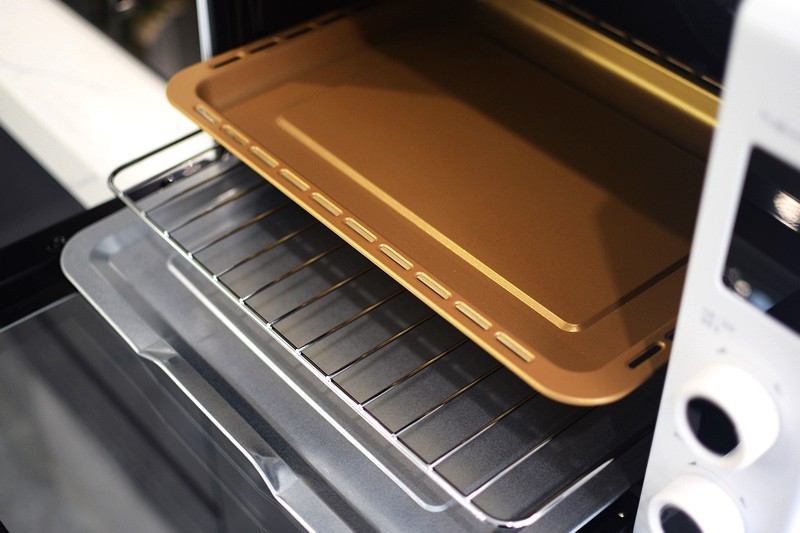 下厨更简单 提升幸福感 长帝猫小易pro烤箱