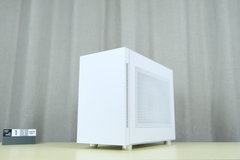 好看又好装的纯白小机箱：先马 趣造I'm 雪装豪华版 装机体验