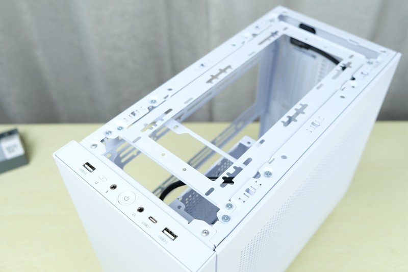 好看又好装的纯白小机箱：先马 趣造I'm 雪装豪华版 装机体验