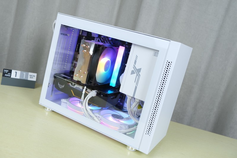 好看又好装的纯白小机箱：先马 趣造I'm 雪装豪华版 装机体验