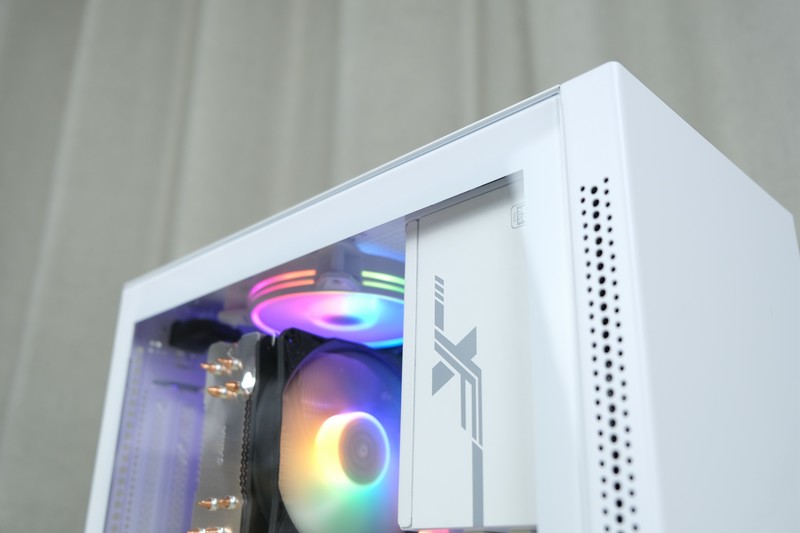 好看又好装的纯白小机箱：先马 趣造I'm 雪装豪华版 装机体验