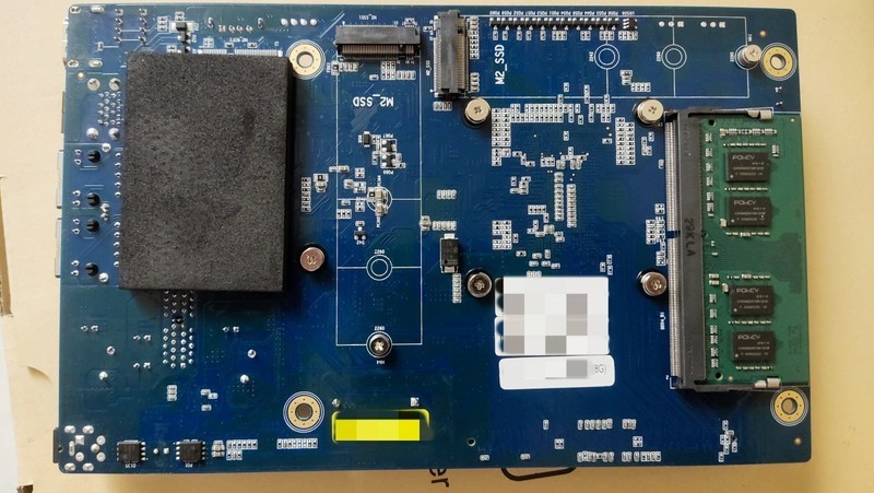 铁威马F4-423 N5095内存扩展至32G+32G