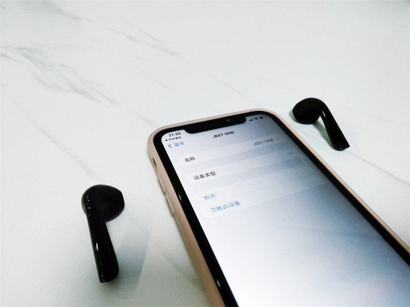 颜值与实力并存，JEET ONE升级版蓝牙耳机带你聆听音乐的魅力