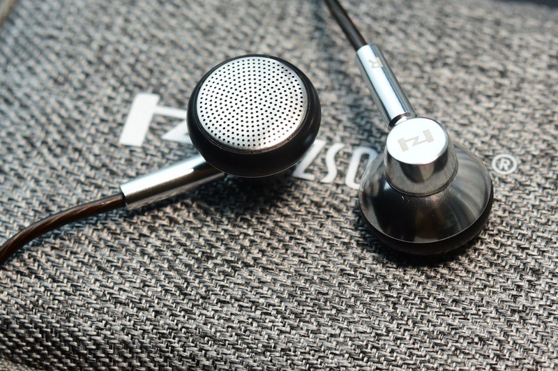 低价平头塞中难得的高完成度之作！HZSOUND钹PRO试听