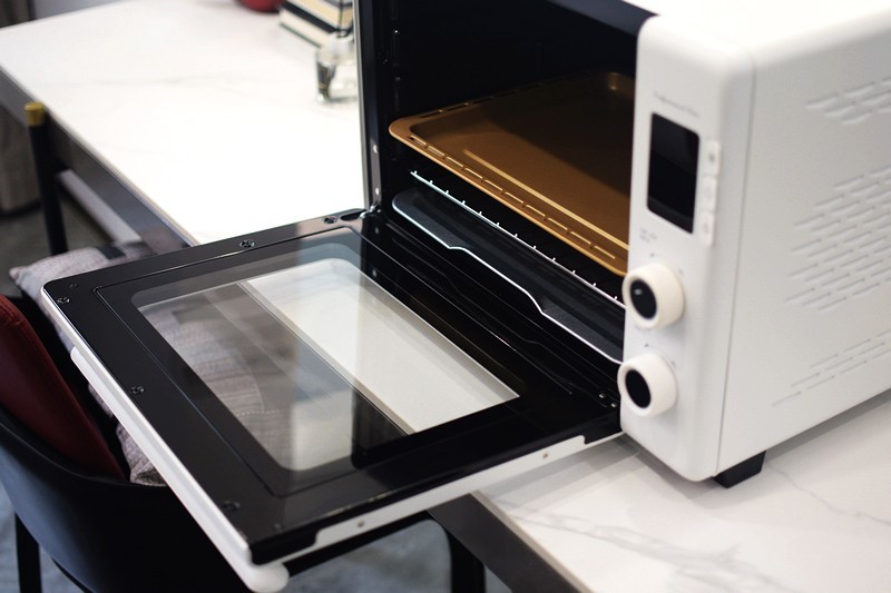 下厨更简单 提升幸福感 长帝猫小易pro烤箱