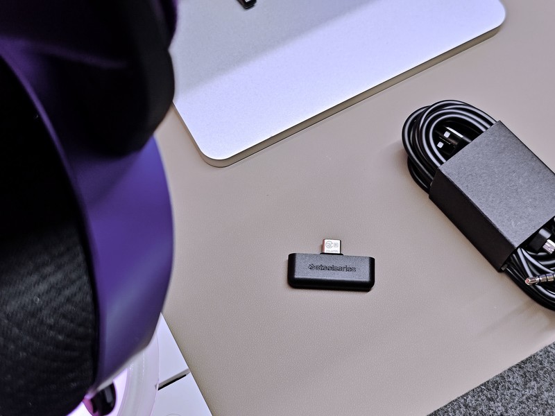 暗黑风，绝绝紫，这款耳机带我进入沉浸式电竞体验！