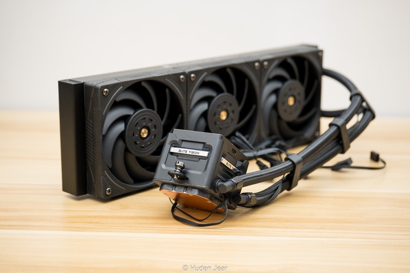 一个补丁游戏性能起飞？AMD R7 9700X的Win11 24H2补丁测试