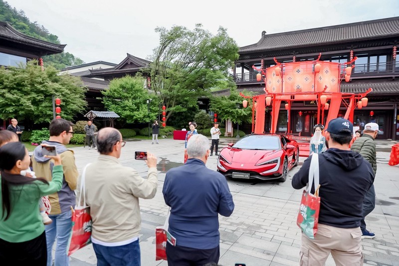 智绘嵊景赢盛世，科技文化写未来,全球20国嘉宾盛赞比亚迪