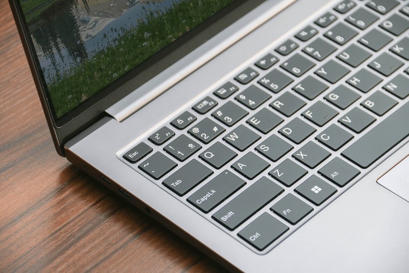 谁说轻薄笔记本不能打？雷神T-BOOK14，首搭神U+A370M独显性能炸裂