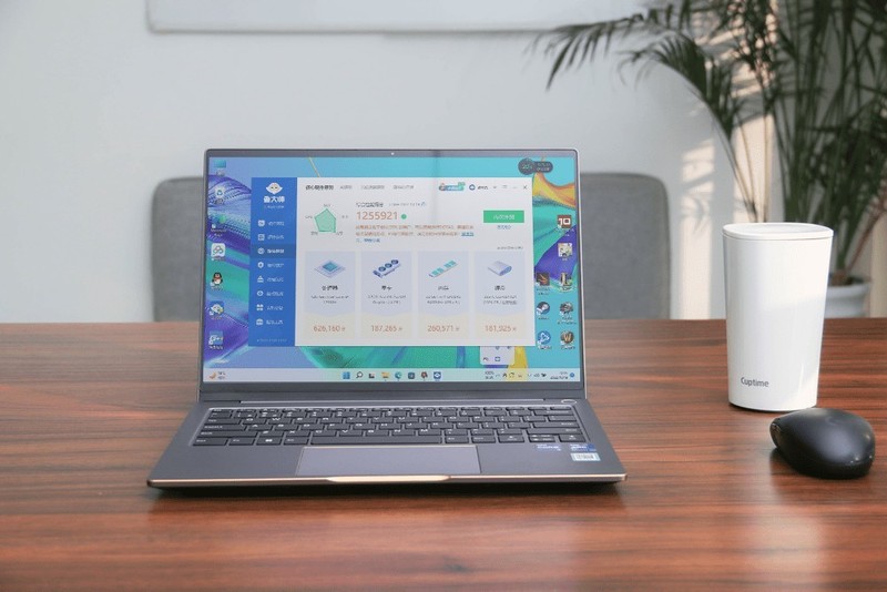 谁说轻薄笔记本不能打？雷神T-BOOK14，首搭神U+A370M独显性能炸裂