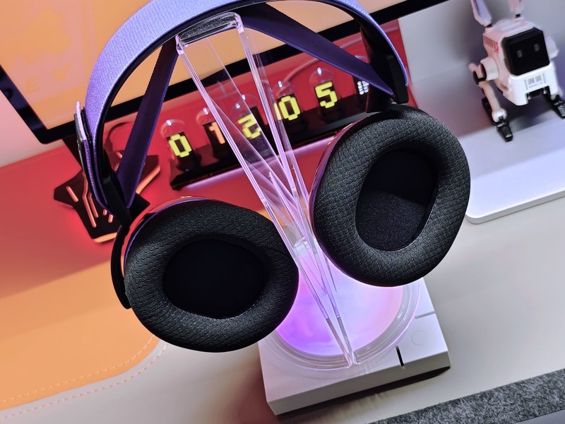 暗黑风，绝绝紫，这款耳机带我进入沉浸式电竞体验！