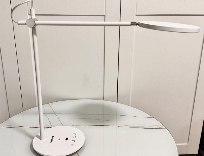 护眼台灯和普通台灯差别很大吗？深度刨析护眼台灯的五大好处