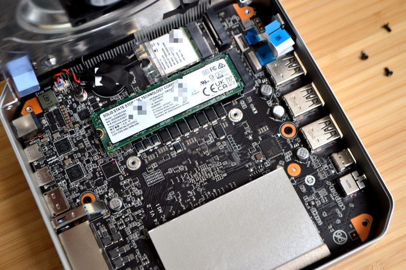 性能炸裂！这才是迷你PC该有的样子，锐龙7 8845HS+80W，玄派干的