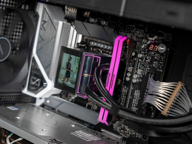 好玩的真香主板，华硕Z790 AYW OC超频教程分享