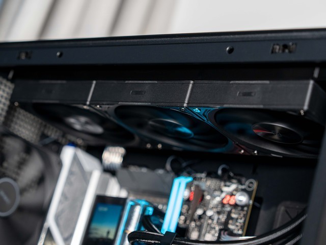 好玩的真香主板，华硕Z790 AYW OC超频教程分享