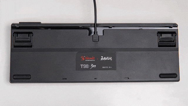 创新技术加持，专为用户而生，血手幽灵永劫无间联名键鼠套装