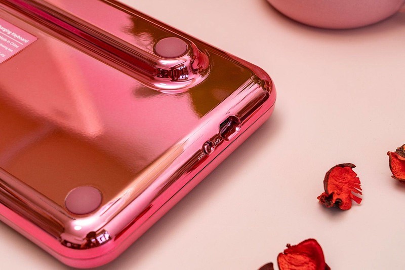 老婆过生日送了雷柏ralemo Pre 5键盘，办公室女同事都问是啥型号