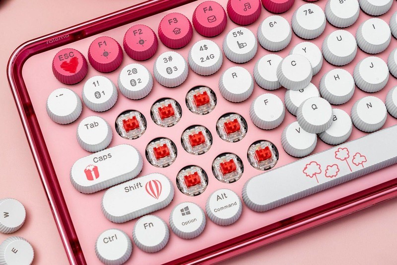 老婆过生日送了雷柏ralemo Pre 5键盘，办公室女同事都问是啥型号