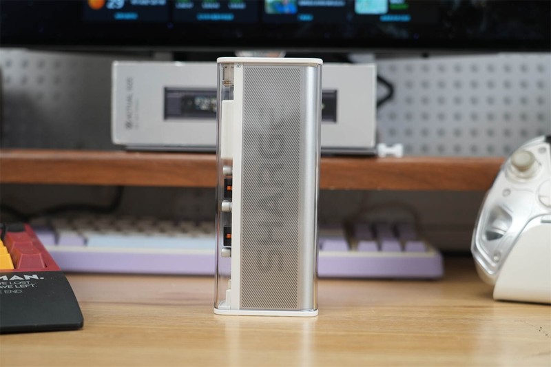 65W自充1.5小时满血！闪极银翼Pro让多设备回血快过同行3倍