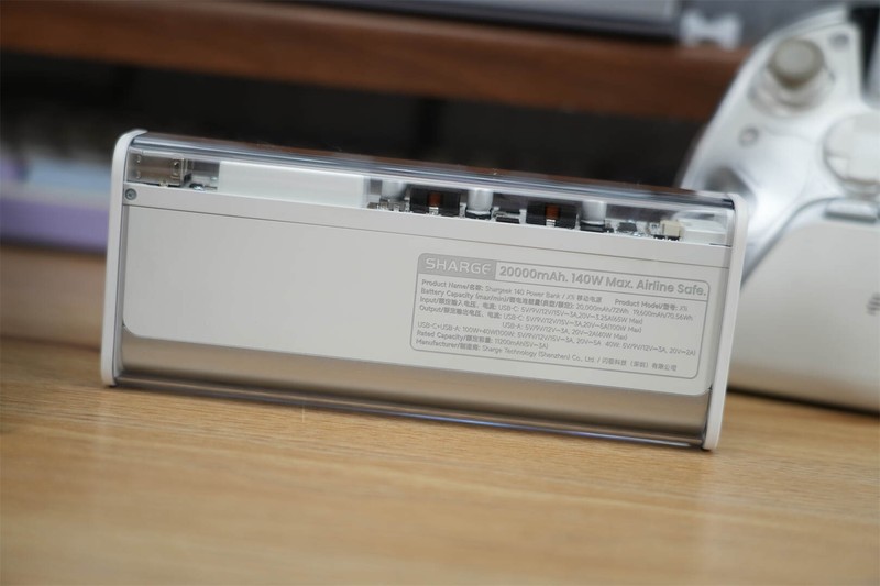 65W自充1.5小时满血！闪极银翼Pro让多设备回血快过同行3倍