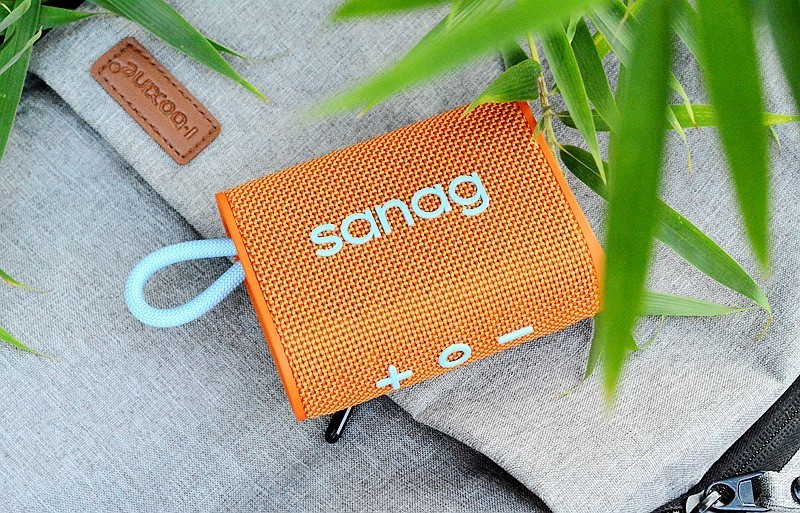 多色灵动户外娱乐潮流音乐随心而动Sanag塞那M13SPro无线蓝牙音箱上手体验