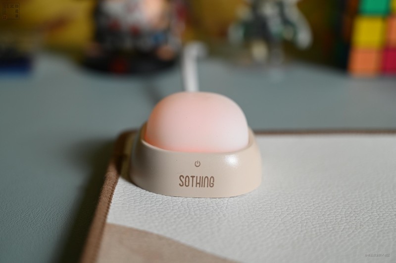 桌面暖手的好伙伴，即开即热赶走湿冷，向物发热暖桌垫上手