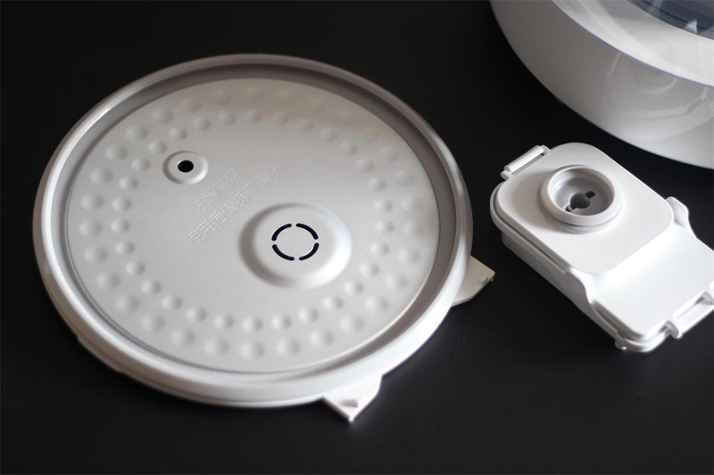 造型独特颜值高、米汤分离更Q弹，米家透明蒸汽电饭煲有何神奇？