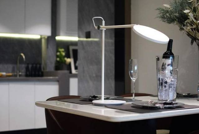 什么台灯性价比高又好用？五大好评连连宝藏护眼台灯推荐