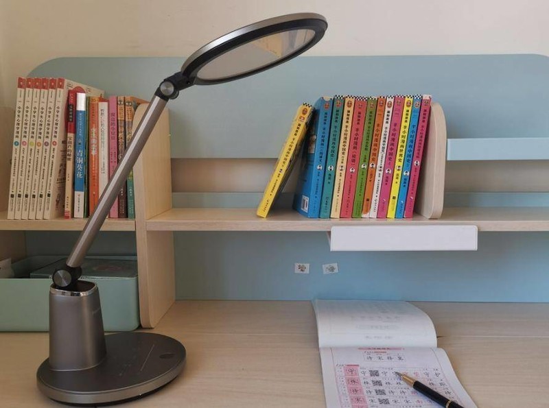 什么台灯性价比高又好用？五大好评连连宝藏护眼台灯推荐
