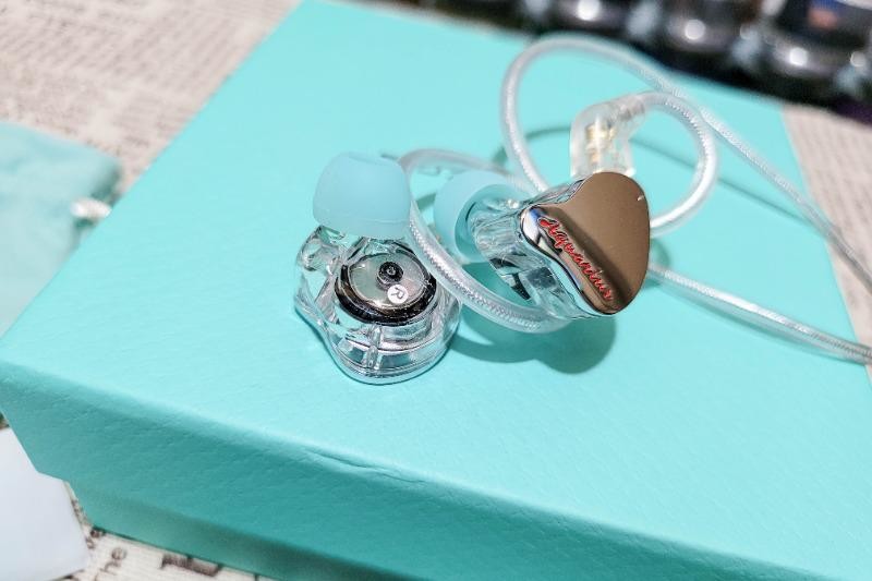 再次拉高500元内耳机音质水平？锦瑟香也 TFZ 水瓶座体验